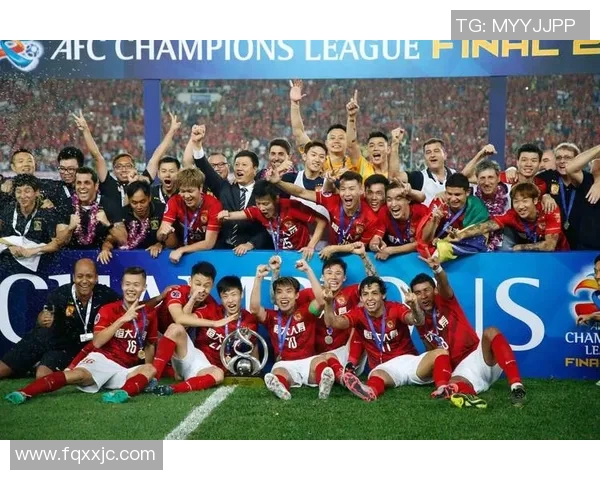 广州足球队与重庆足球队实力对比赛后分析与总结