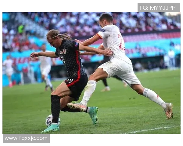 欧美女足球明星手握足球展现风采与魅力的精彩瞬间 欧美女足球明星手握足球展现风采与魅力的精彩瞬间