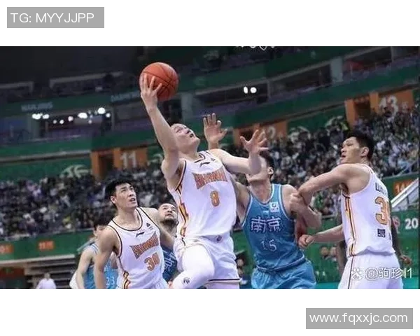 深圳篮球队在邀请赛中的战术表现分析与总结 深圳篮球队在邀请赛中的战术表现分析与总结