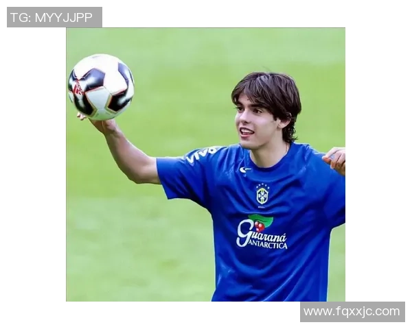 现代足球明星前腰风采展示与精彩瞬间回顾 现代足球明星前腰风采展示与精彩瞬间回顾