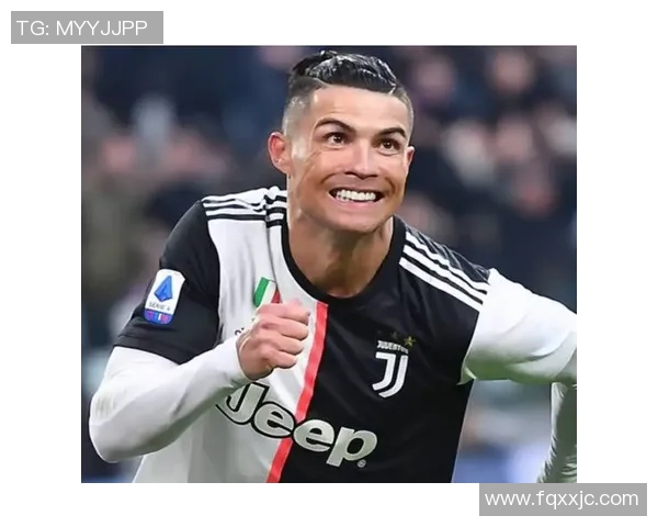 足球明星转会引发热议粉丝楼下狂欢庆祝新篇章 足球明星转会引发热议粉丝楼下狂欢庆祝新篇章